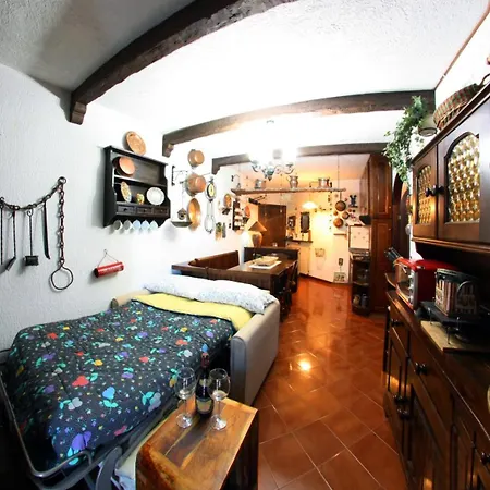 Centro - Casa Con 6 Posti Letto E Self Check-in Vicino Al Palaghiaccio شقة *