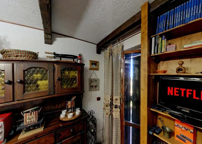 Centro - Casa Con 6 Posti Letto E Self Check-in Vicino Al Palaghiaccio *